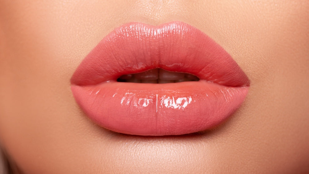 Seasonal Transitions - Preparing Your Lips for Winter with Collagen Masks